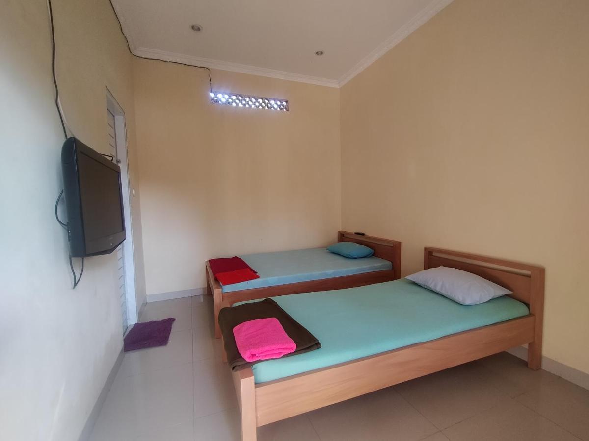 Villa Batu Tua Puncak Mitra Reddoorz Bogor Exterior foto