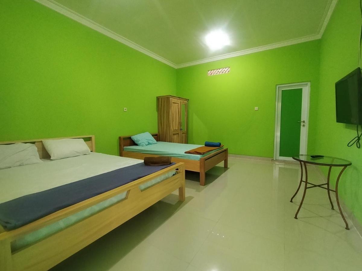Villa Batu Tua Puncak Mitra Reddoorz Bogor Exterior foto